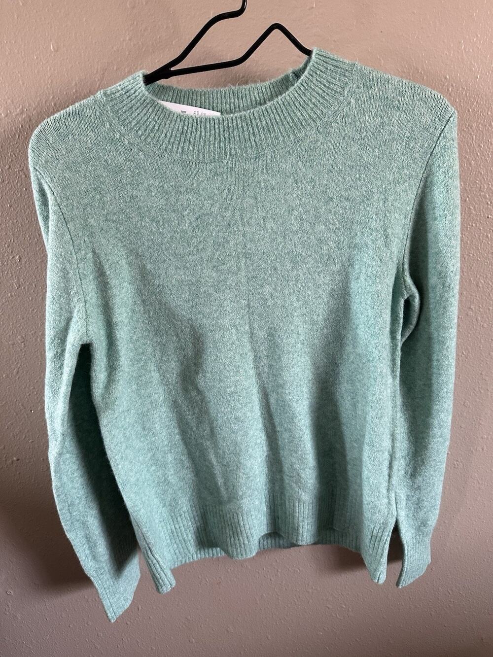 J. Crew light Green Super Soft Knit Pullover Sweater Crew Neck Long Sleeve